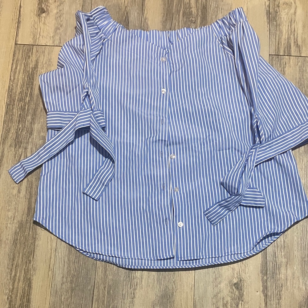 Haunte Project Blue Striped Off-Shoulder Women's Top